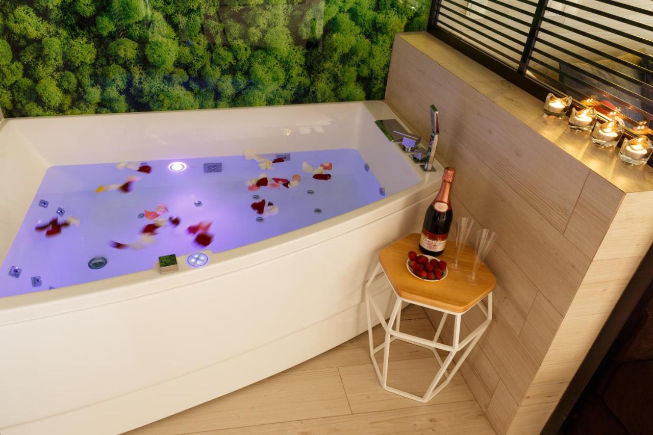 Luxury Apartments «Love Story» Ивано-Франковск Экстерьер фото